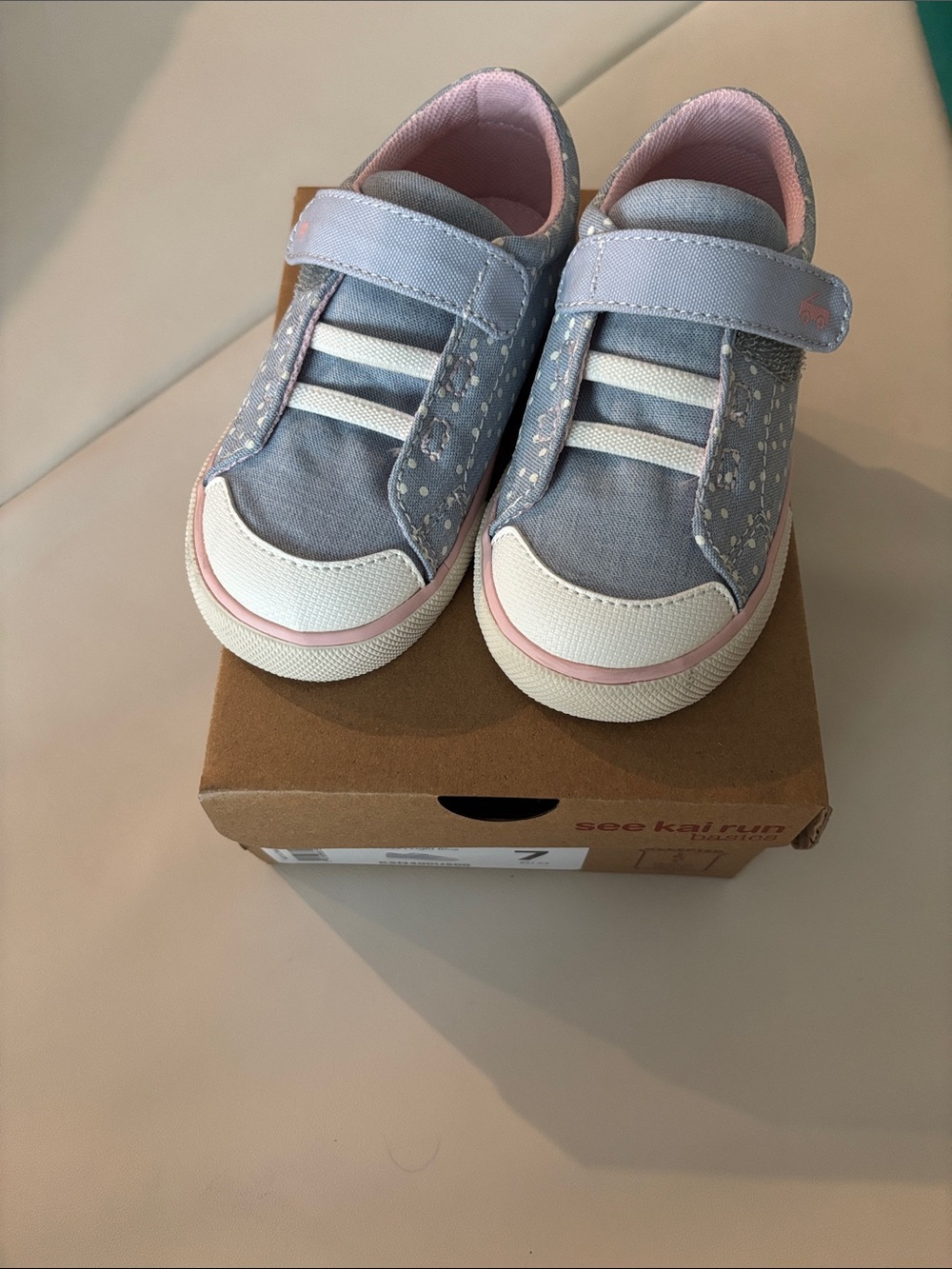 See Kai Run Toddler Alex light blue shoes Size 7 New in Box - Picture 6 of 8